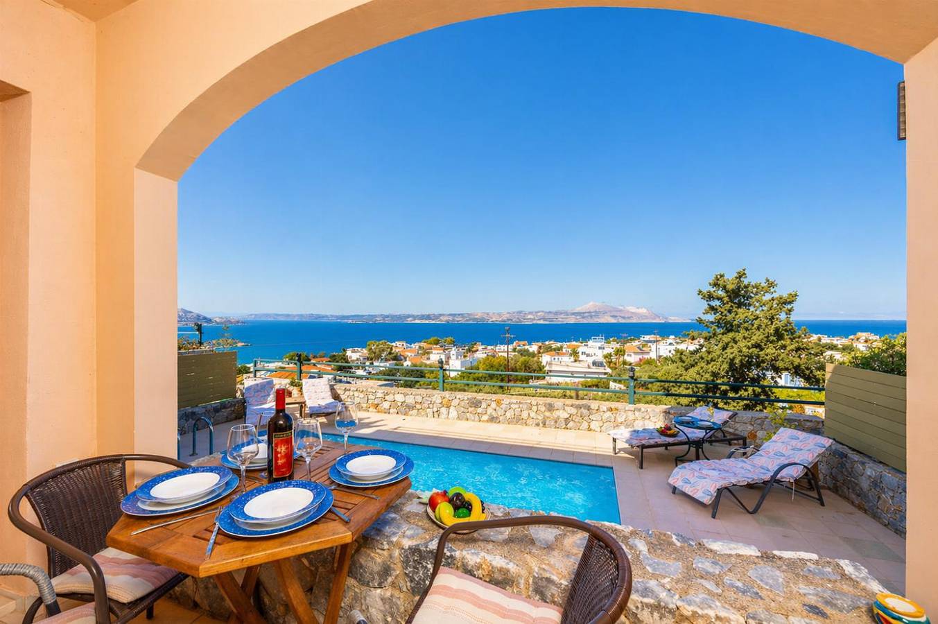 Villa für 7 Personen mit Terrasse in Vamos, Chania und Umgebung