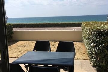 Gîte pour 2 personnes, avec jacuzzi ainsi que jardin et terrasse, animaux acceptés dans Barneville Plage