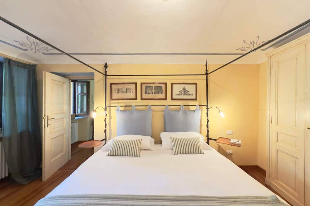 Dimora il Pozzetto, elegant villa with garden in Magnano, Biella Provinz