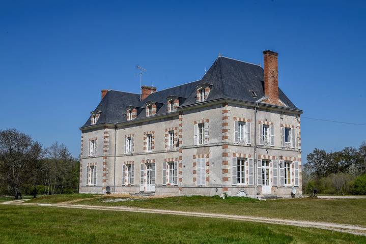Gîte pour 30 personnes, avec jardin et terrasse dans Loiret - 3