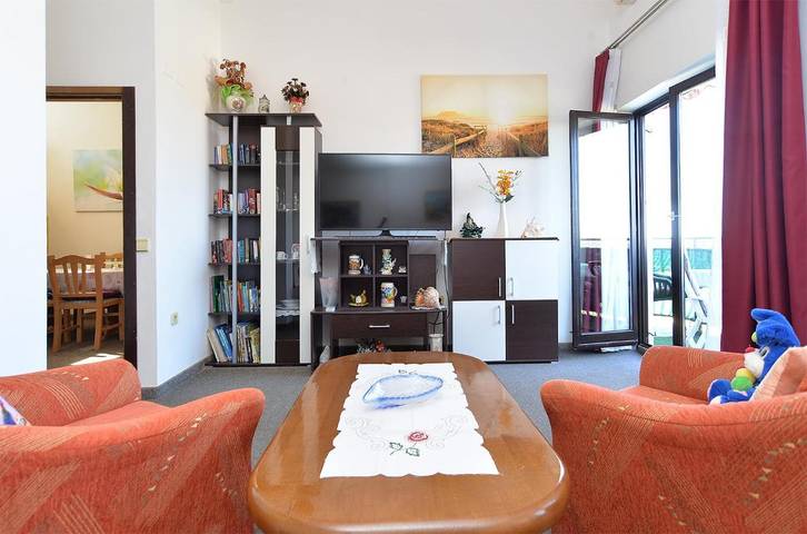 Ferienwohnung für 4 Personen, mit Balkon und Terrasse sowie Garten und Ausblick in Peroj - 3