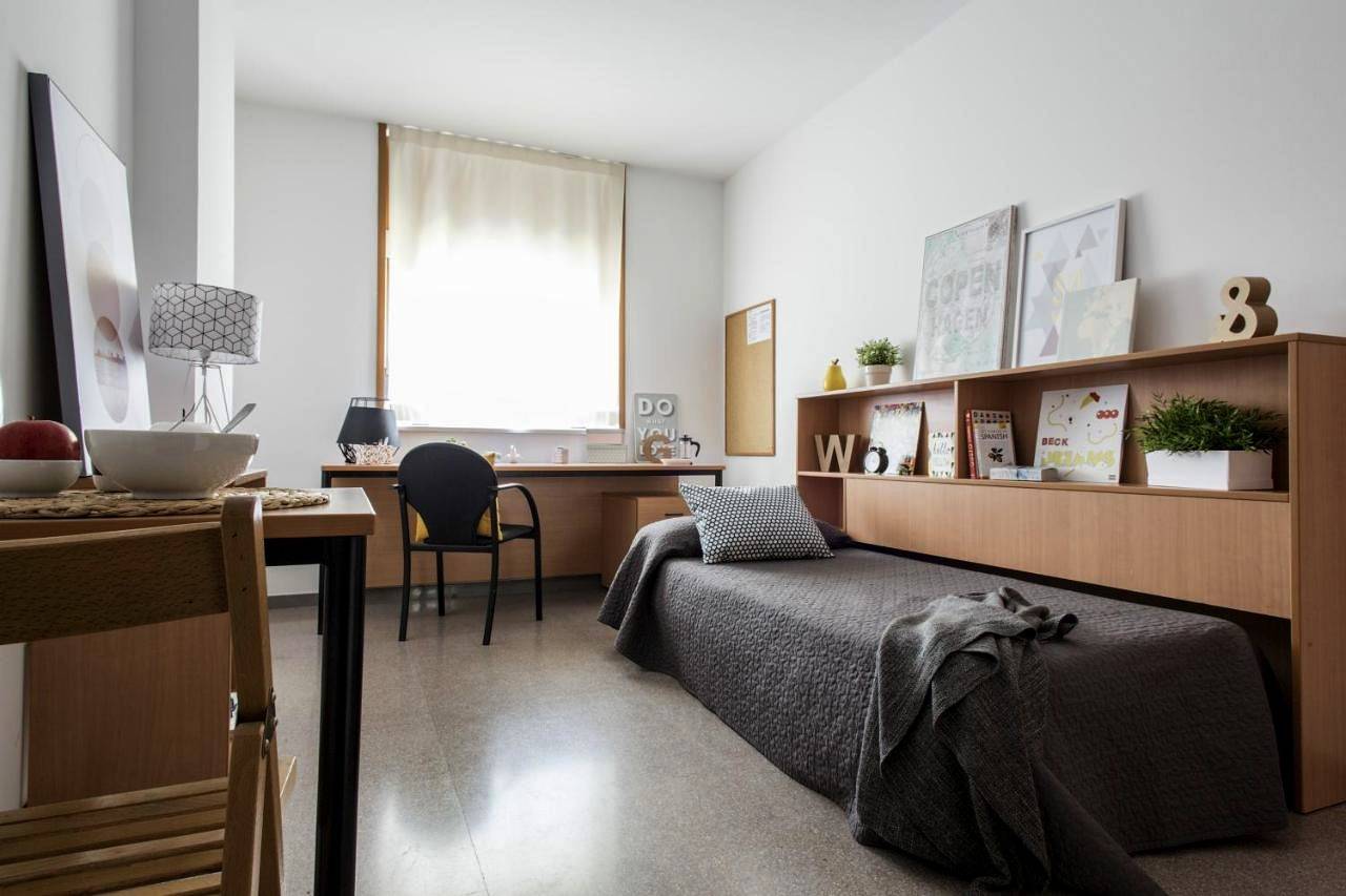 Residencia Universitaria Resa Campus de Montilivi in Gérone, Gironès