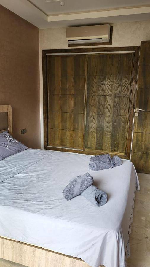 Villa pour 6 personnes, avec vue et piscine ainsi que bassin pour enfant et jardin