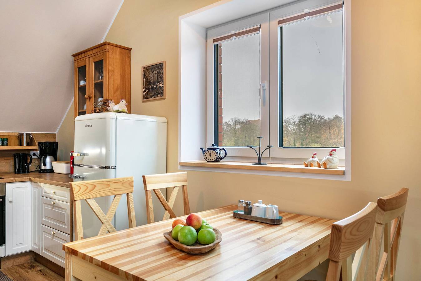 Entire apartment, Holiday Apartment 'Hühnernest' with Shared Terrace, Shared Garden and Wi-Fi in Zeschdorf, Märkische Schweiz-Oderland