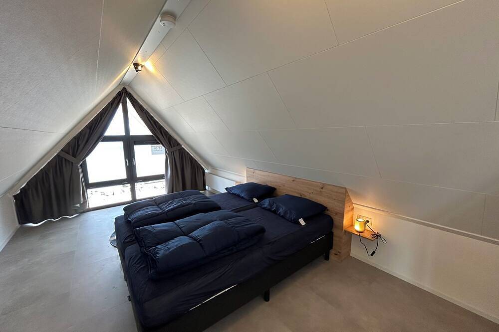 Unique, totally new Beach villa for 8 p. directly at the Ijsselmeer, Enkhuizen in Enkhuizen, Ijsselmeer