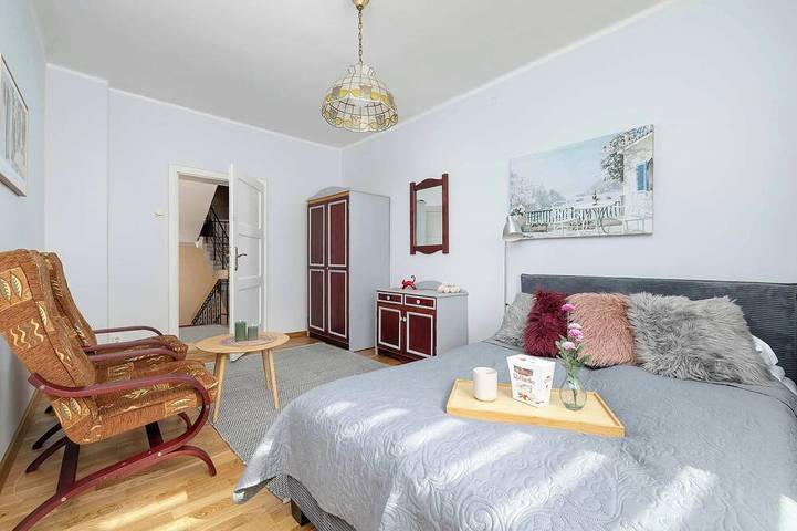 Ganze Wohnung, Geräumige Wohnung mit Parkplatz | Garten in Saybusch, Karpaten (Polen)
