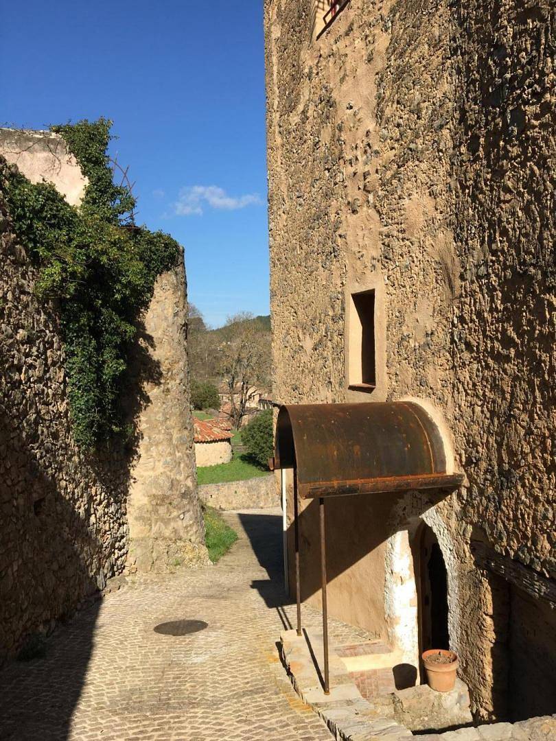 La Tourelle aux hirondelles in Entrecasteaux, Région de Brignoles