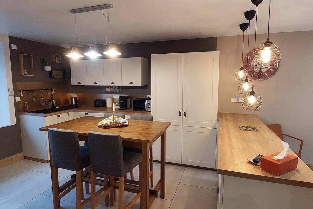 Appartement entier, Grand duplex 130m² • 4 chambres • Terrasse & parking au centre de la Bresse in La Bresse, Parc naturel régional des Ballons des Vosges