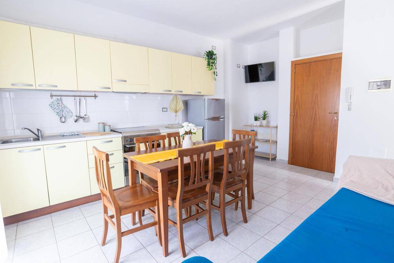 Ganze Wohnung, Studio with Spa Bath in Alba Adriatica, Adriaküste Abruzzen