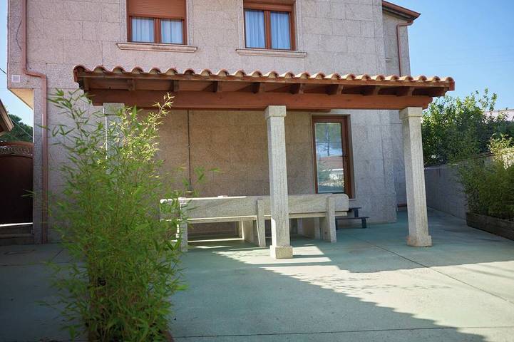 Ferienhaus für 10 Personen, mit Whirlpool und Terrasse - 1