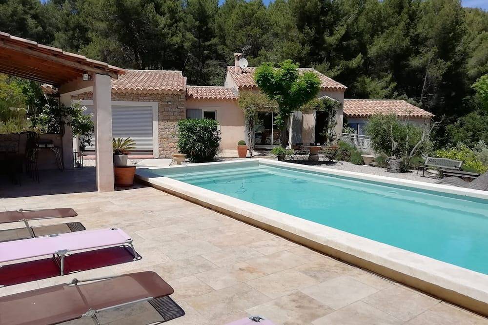Villa for 8 people in Cadière d'azur, near the sea and the Castellet circuit in La Cadière-d'Azur, Mediterranean Coast (France)