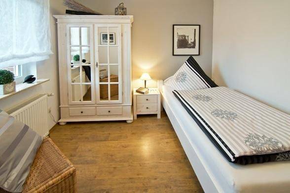 Ferienhaus in Wichte mit Grill, Terrasse und Garten in Berumbur, Norden und Umgebung