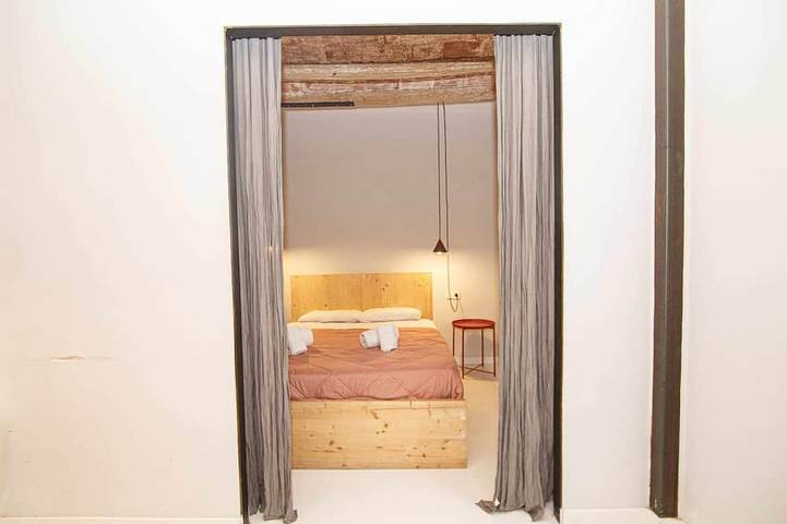 Ganze Wohnung, Apartment Tr Auriga in the Barri Vell, Girona in Girona, Gironès