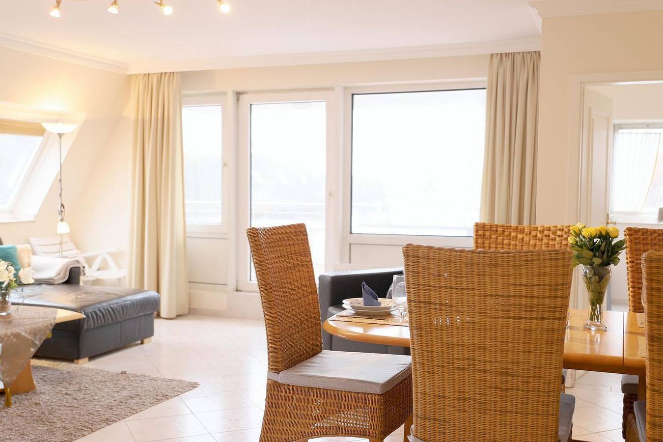 Ganze Wohnung, Modernes 3-Zi.-Penthouse in Westerland – mit 2 Balkonen & zentraler Lage in Westerland, Sylt (Gemeinde)