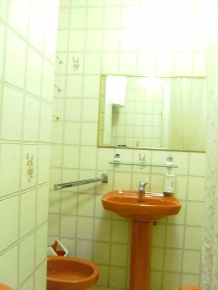 Hostal Suárez in Tetuán (desambiguación), Madrid