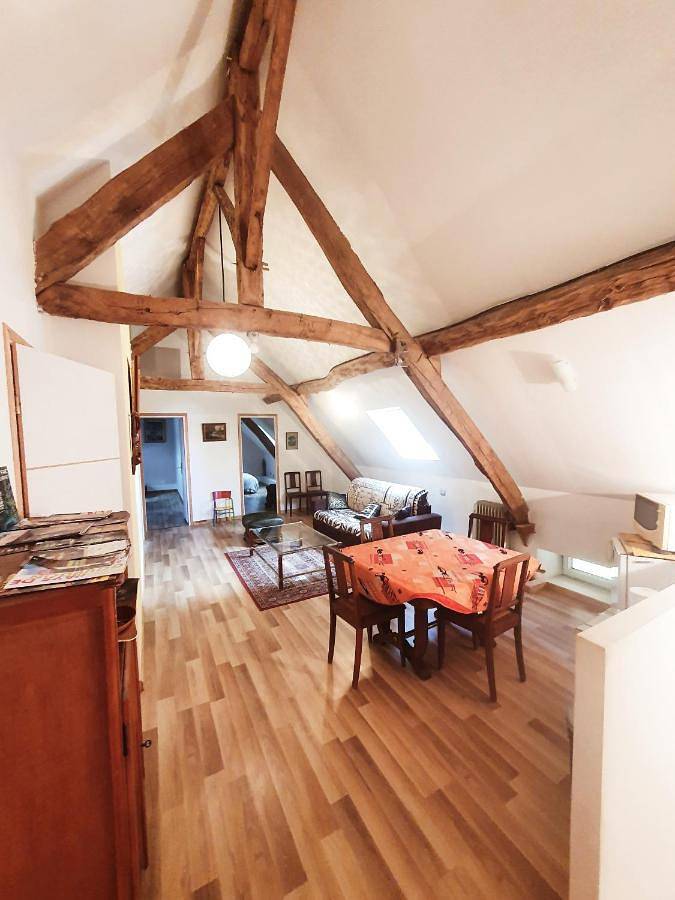 Chambre d’hôte pour 6 personnes, avec Terrasse ainsi que Jardin et Vue