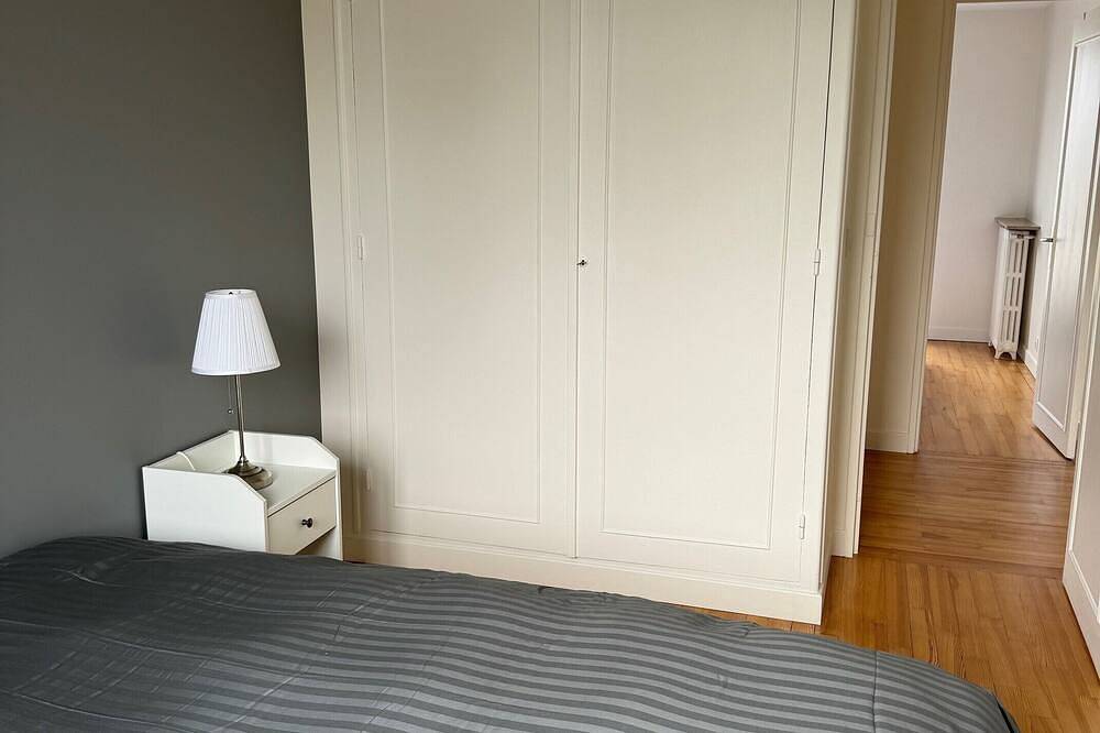 Apartamento entero, Appartement Familial Meublé Tout Confort - 70m² - 2 Chambres in Bois-Colombes, Altos del Sena