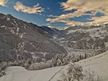 Bauernhaus für 4 Personen, mit Ausblick und Balkon in Tiroler Oberland