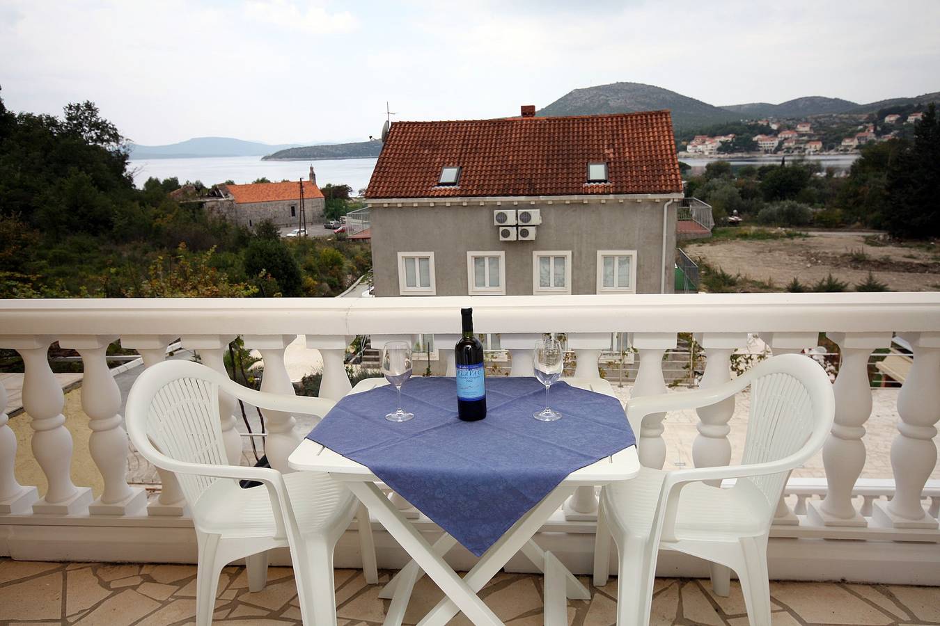 Apartamento entero, Apartamento de una habitación con balcón y vista al mar Slano, Dubrovnik A-3183-b in Kosmatovica, Slano