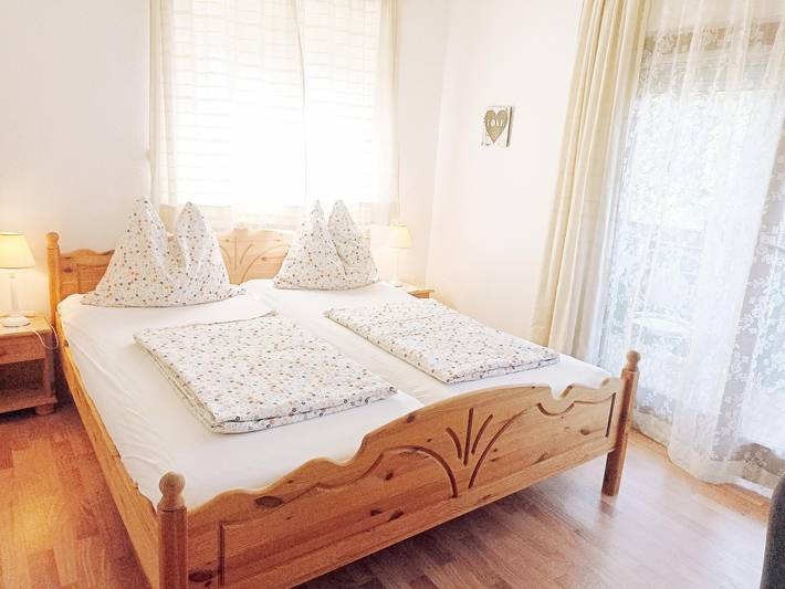 Ferienwohnung für 2 Personen, mit Garten und Ausblick sowie Terrasse, kinderfreundlich - 1