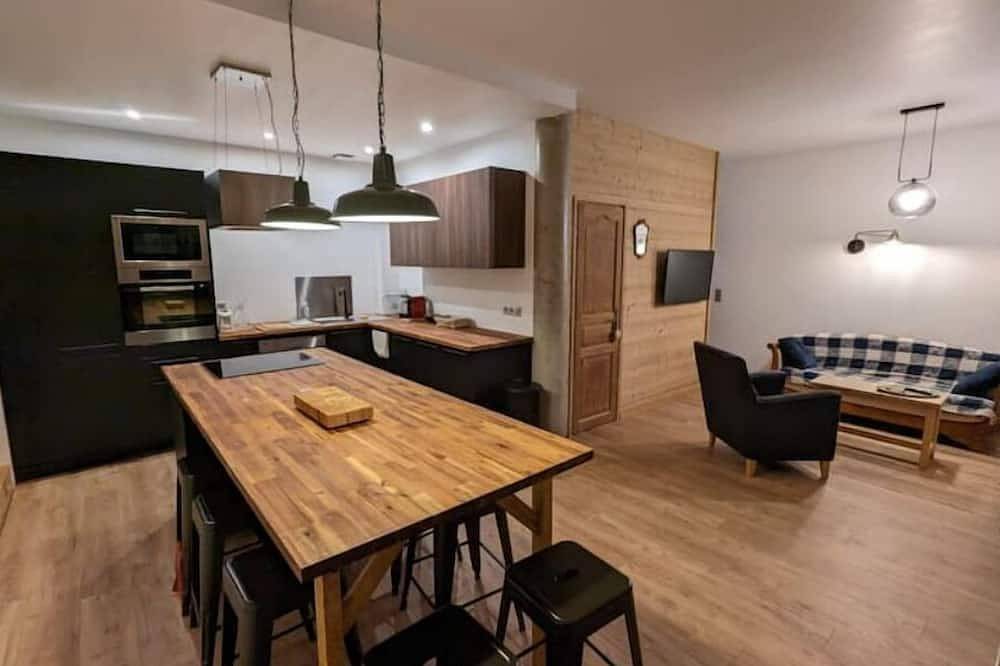 Entire apartment, Nouveau. Grand Appartement Lumineux Avec vue ! in Abondance, Les Portes du Soleil