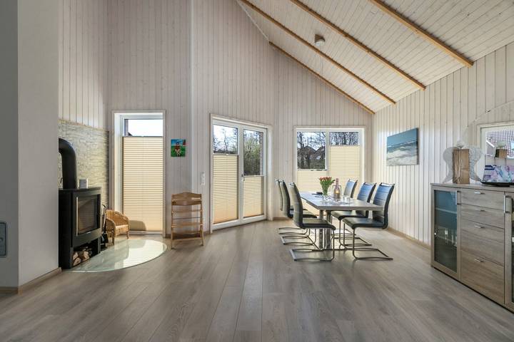 Familienfreundliches "Haus Emmi" in Strandnähe mit Garten, Terrasse und Wlan in Büsum, Kreis Dithmarschen