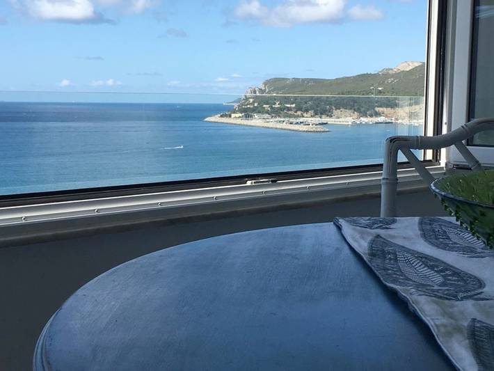 Apartamento de férias para 4 pessoas, com Vista em Sesimbra