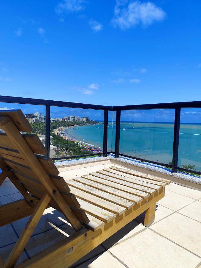 Casas e apartamentos de temporada para 6 pessoas, com piscina e vista e ainda terraço, com animais de estimação em Pajuçara