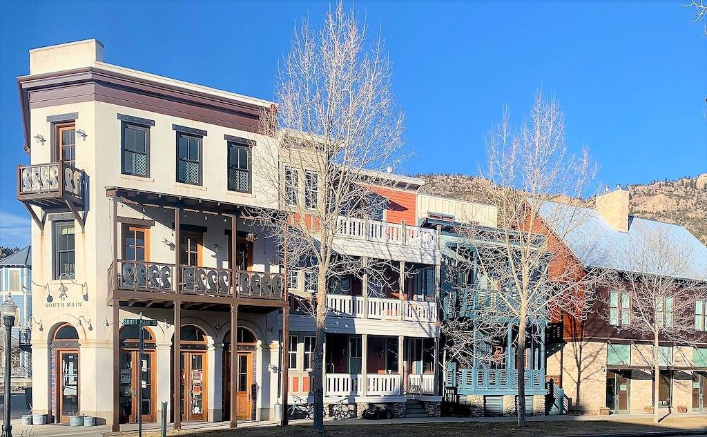 Beste Lage in Bv, The Red Farmhouse in S. Main heißt Sie willkommen !!! in Buena Vista, Chaffee County