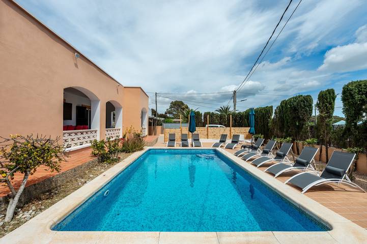 Villa 'Can Pep Ramon 2' met privézwembad, wifi en airconditioning in Es Codolar, Sant Josep de sa Talaia