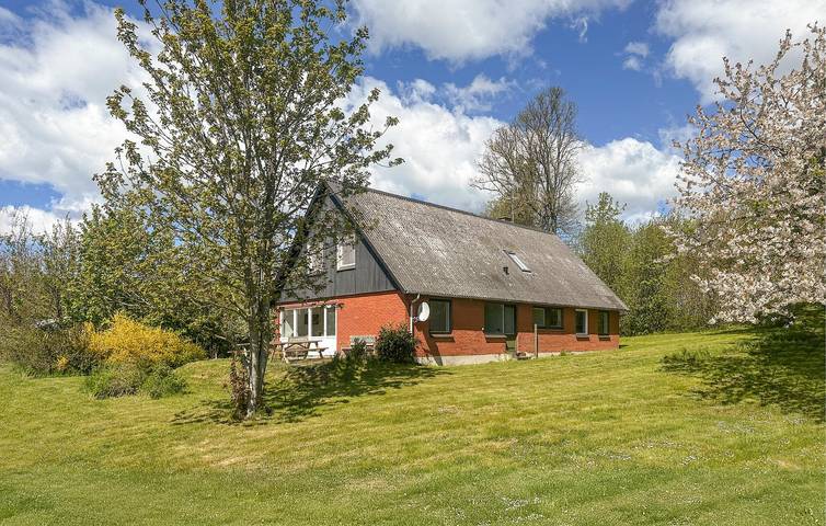 Holiday home for 17 people, with terrace and garden - 1