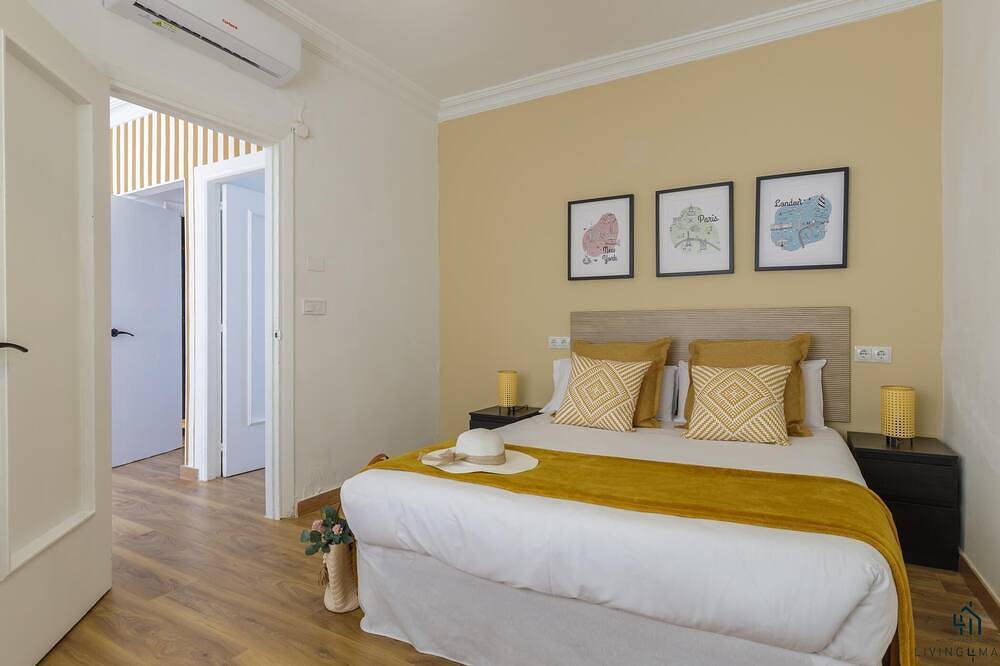 Entire apartment, Marin Central View Living4Malaga in Malaga Centro Historico, Malaga