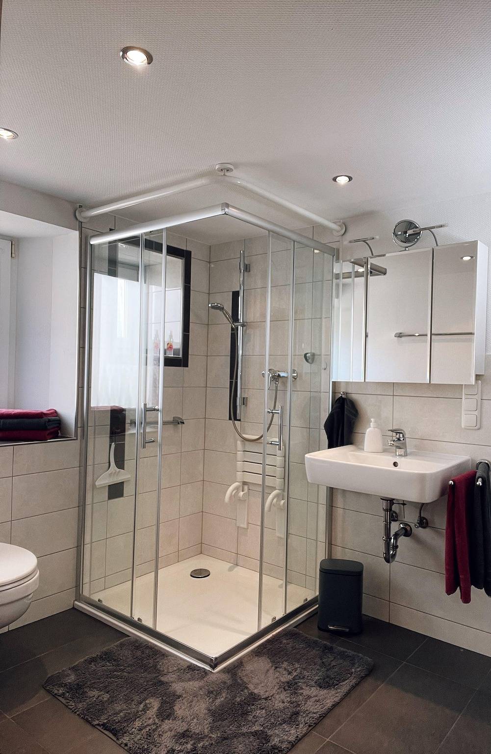 Ganze Ferienwohnung, Ferienwohnung mit Dusche und Wc in Hilders, Rhön-Hessen