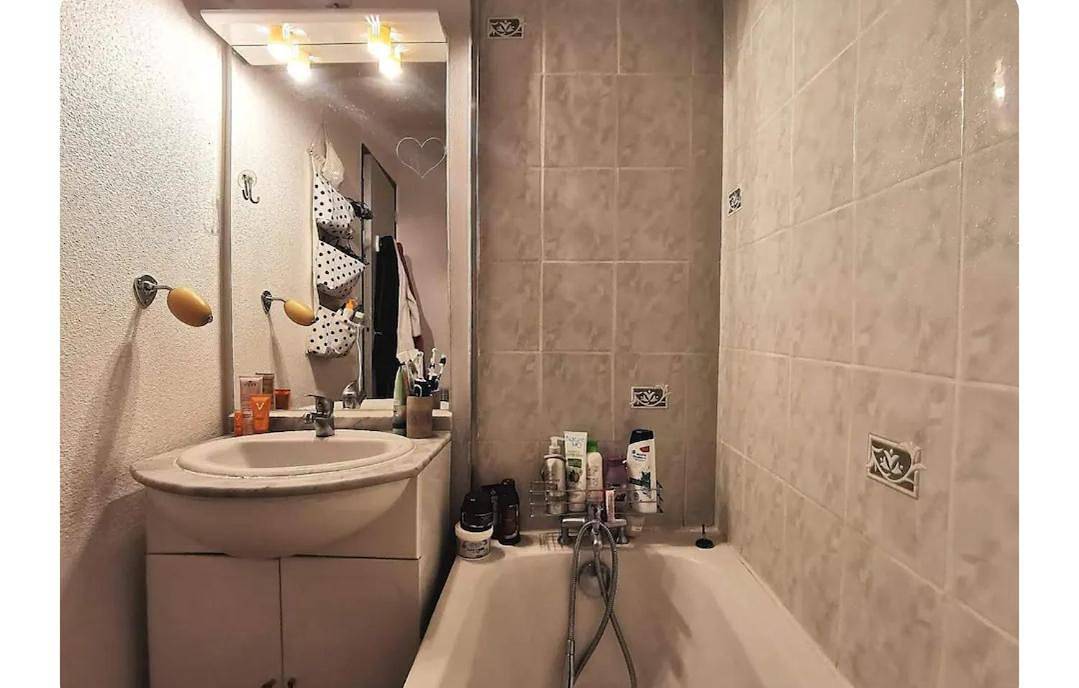 Appartement de vacances entier, Chambre chez l'habitant tout confort aux Balcons de Bigorre in Tarbes, Hautes-Pyrénées