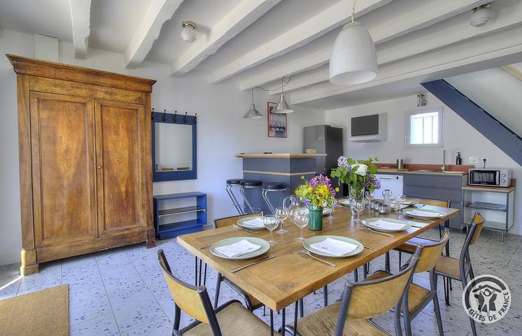 Gîte pour 8 personnes, avec piscine et jardin à Villié-Morgon - 3