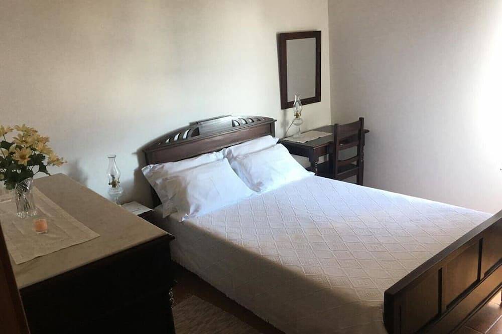 Faidoca's Grandfather House - Haus mit vier Schlafzimmern in Calheta de Nesquim, Pico (Azoren)