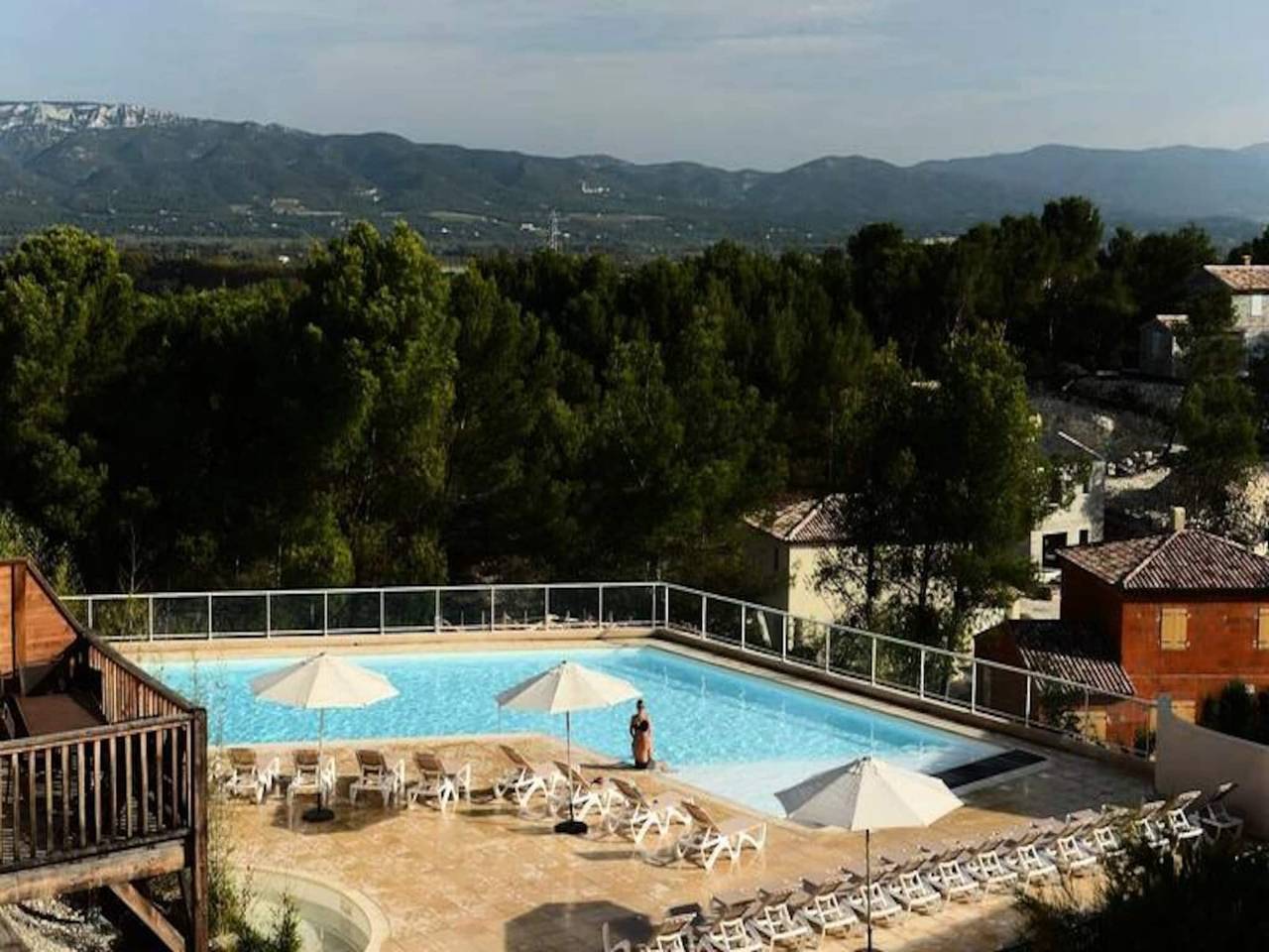 Appartement entier, Appartement au Luberon avec piscine in Mallemort, Région d'Arles