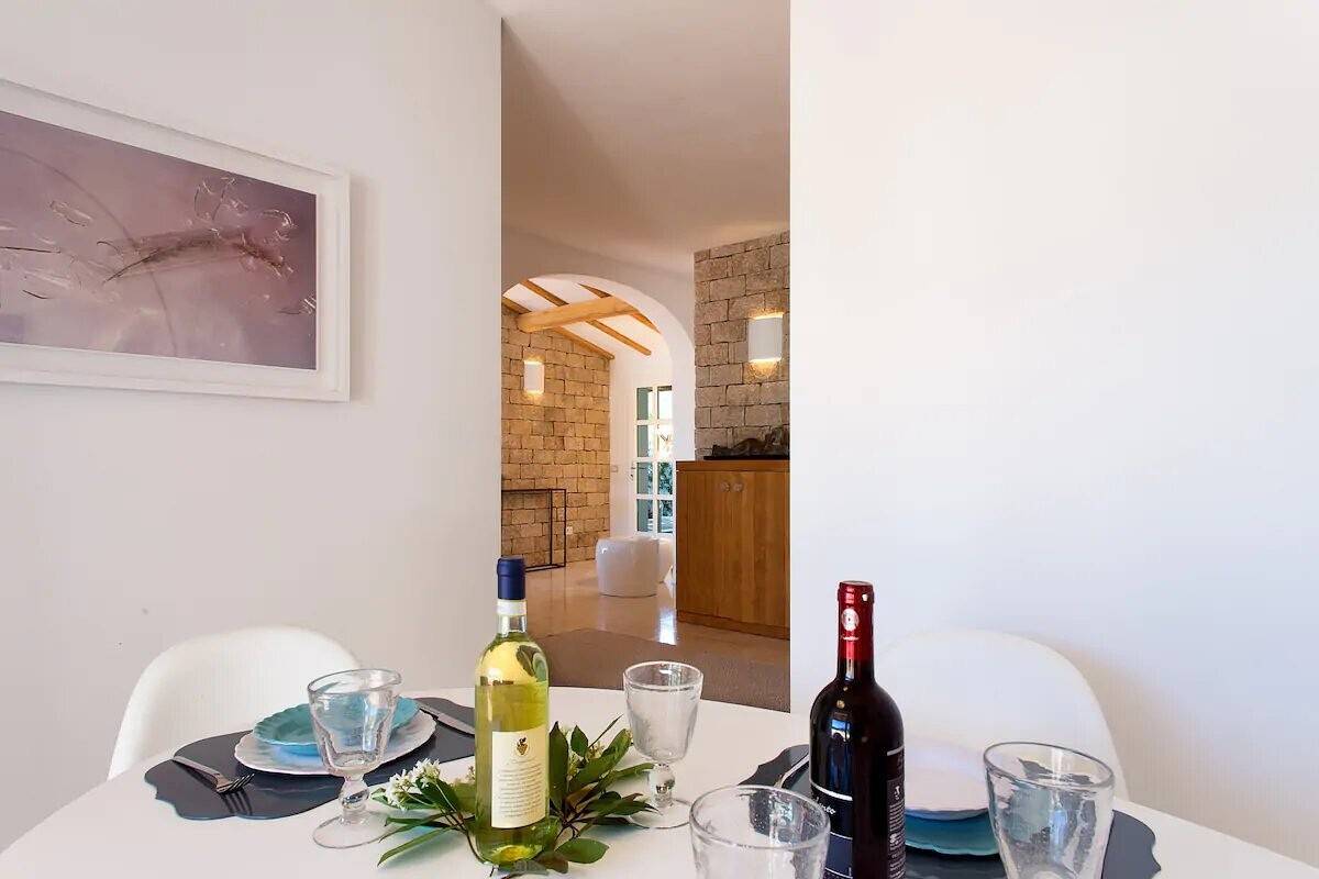 Appartement entier, Appartement 'Casa Il Gelsomino San Pantaleo' avec piscine partagée, Wi-Fi et climatisation in San Pantaleo, Costa Smeralda