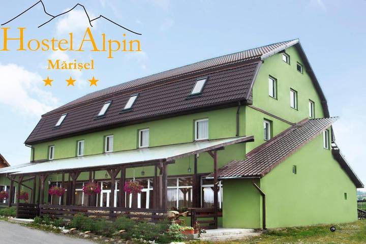 Location de vacances pour 2 personnes, avec jardin dans Mărișel