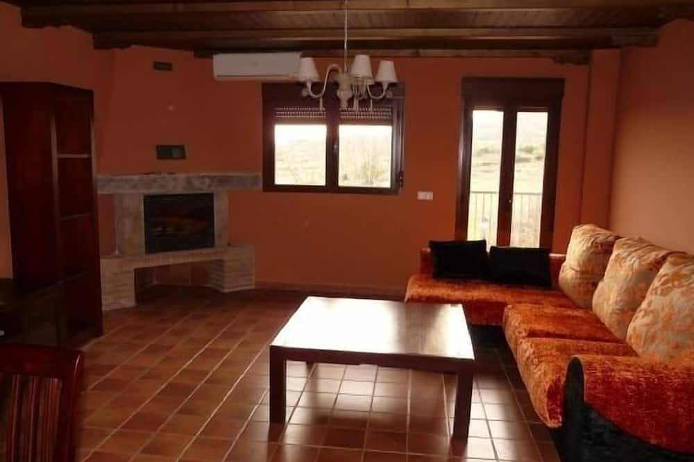 Rural apartment La Noguera for 17 people in Villamiel, Sierra de Gata