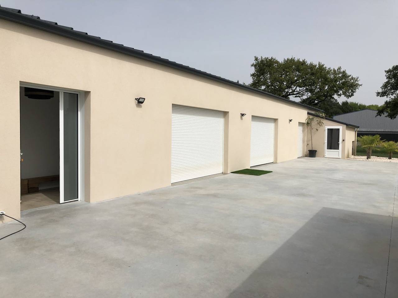 Gîte groupe 950 m² - 35 couchages - piscine intérieure in Sèvremont, Fontenay-le-Comte