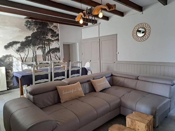 Location de vacances pour 6 personnes, avec jardin ainsi que piscine et vue à Saint-Victor