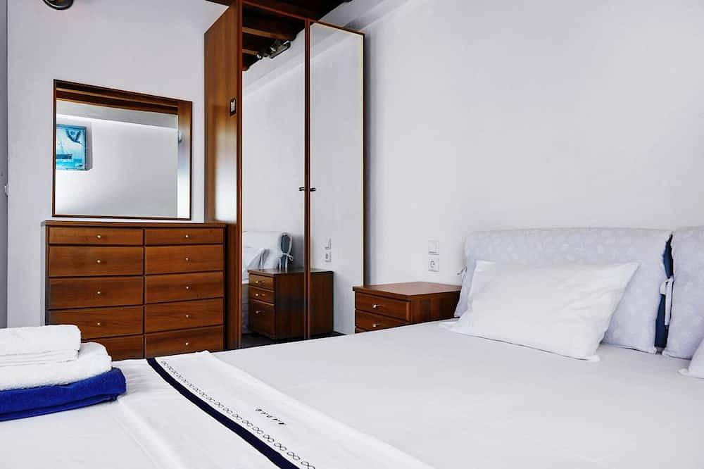 Luxury Villa in Koukounaries in Sporades