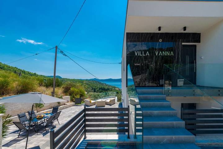 Villa pour 13 personnes, avec balcon ainsi que piscine et vue à Slano - 3