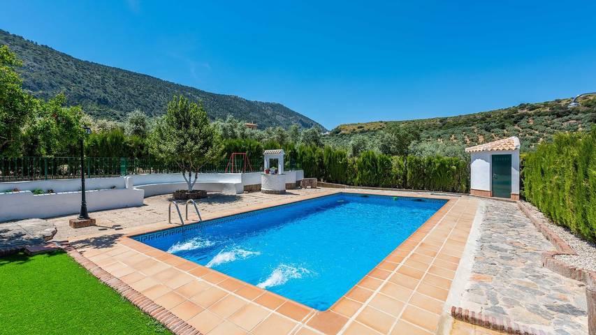 Casa rural para 10 personas, con piscina y balcón/terraza, Se admiten mascotas en Rute - 3