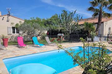 Location de vacances pour 7 personnes, avec jardin ainsi que terrasse et jacuzzi à Châteauneuf-les-Martigues