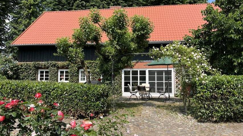Ferienhaus für 5 Personen, mit Garten