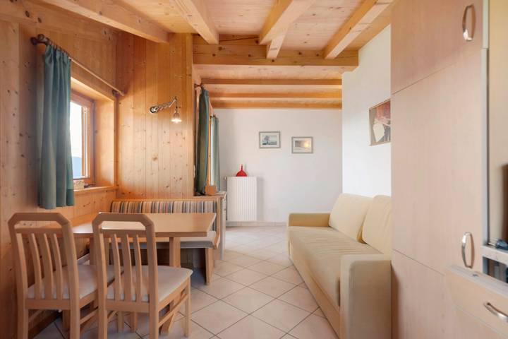 Ferienwohnung für 4 Personen, mit Garten und Whirlpool in Südtirol - 2