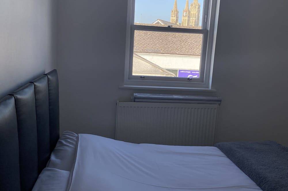Entire apartment, Apartment 7- The cathedral view in Truro, Cornwall