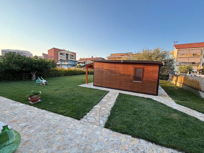 La Depandance con Giardino a Pescara - 9 min dal mare, Wi-Fi, Ac, Ricarica Ev in Spoltore, Provincia di Pescara